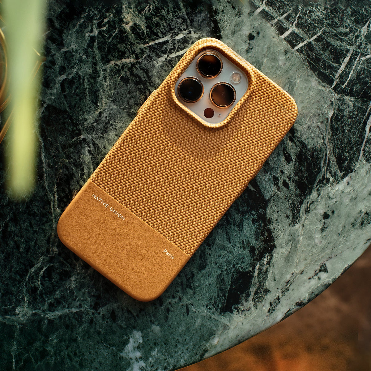 (Re)Classic Case for iPhone 14